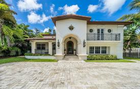 别墅 – 美国，佛罗里达，迈阿密滩. $2,100,000