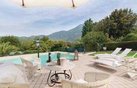 山庄 – 意大利，托斯卡纳，Camaiore. 2,400,000€