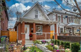 市内独栋房屋 – 加拿大，安大略，多伦多，York. C$1,017,000