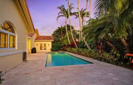 市内独栋房屋 – 美国，佛罗里达，Palmetto Bay. $2,299,000