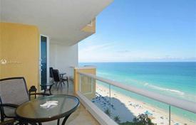 住宅 – 美国，佛罗里达，迈阿密，柯林斯大道. $2,175,000