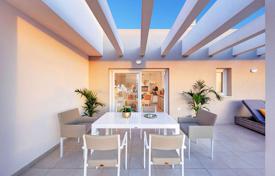 2-室的 住宅 86 m² Nueva Andalucia, 西班牙. 425,000€