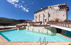 城堡 – 意大利，Umbria，Spoleto. 1,380,000€