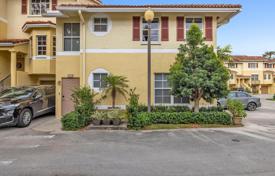 市内独栋房屋 – 美国，佛罗里达，Miami Shores. $680,000