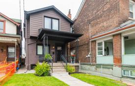市内独栋房屋 – 加拿大，安大略，多伦多，Old Toronto. C$1,152,000