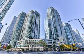 住宅 – 加拿大，安大略，多伦多，Yonge Street. C$956,000