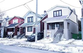 市内独栋房屋 – 加拿大，安大略，多伦多，East York. C$1,237,000