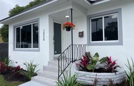 市内独栋房屋 – 美国，佛罗里达，North Miami. $765,000