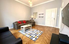 3-室的 住宅 90 m² District VI (Terézváros), 匈牙利. 194,000€
